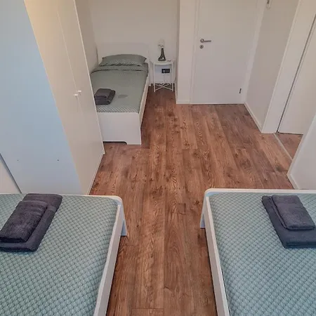 Simple Stay Gladbach Mönchengladbach Buitenkant foto