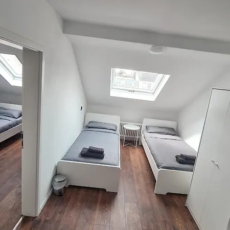 Simple Stay Gladbach Mönchengladbach Buitenkant foto